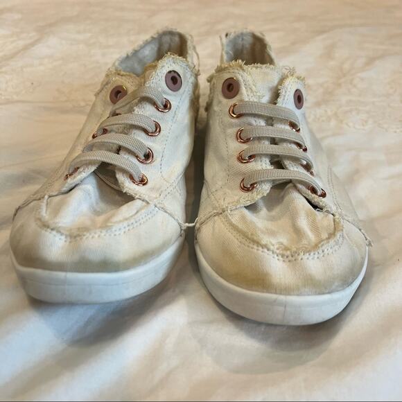 Vionic Beach Pismo Canvas Sneaker in White size 7 - Picture 6 of 15